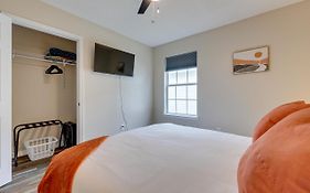 Charming Biloxi Vacation Rental Near Beach!