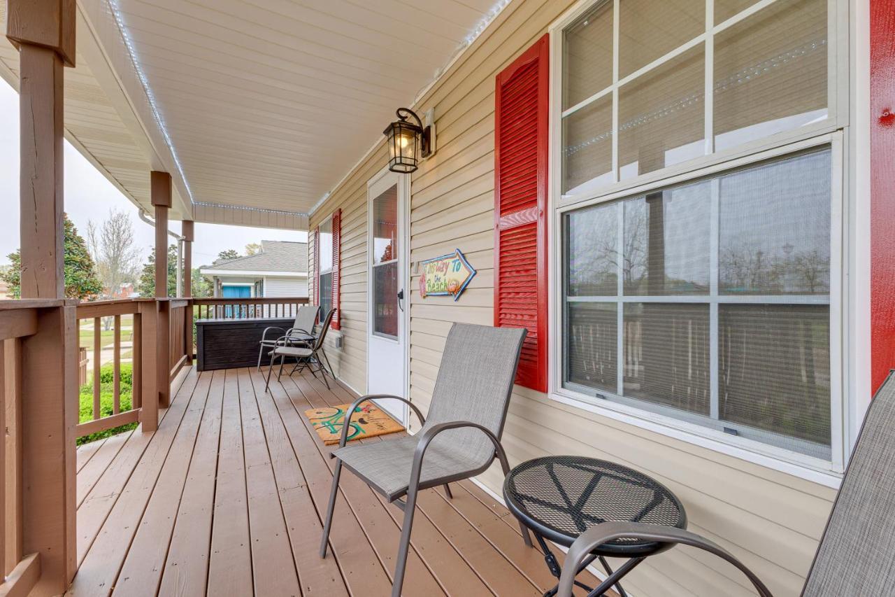 Charming Biloxi Vacation Rental Near Beach! Exterior photo