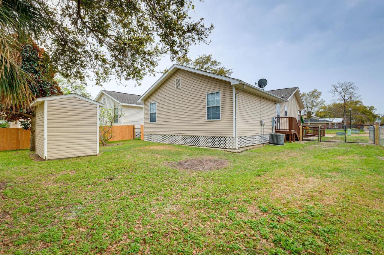 Charming Biloxi Vacation Rental Near Beach! Exterior photo